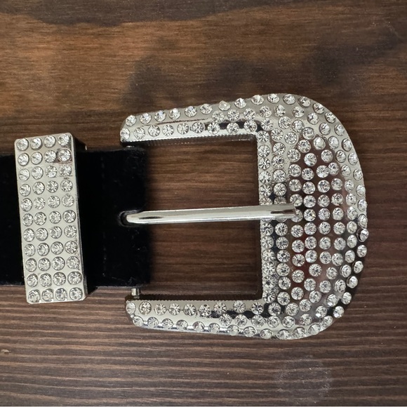 Zara western velvet belt with rhinestone buckle - Picture 2 of 3